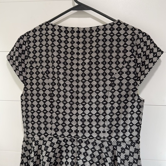 Anthropologie Maeve Knit Black White Geometric Fit & Flare Dress Size 4 or Small - Picture 8 of 11